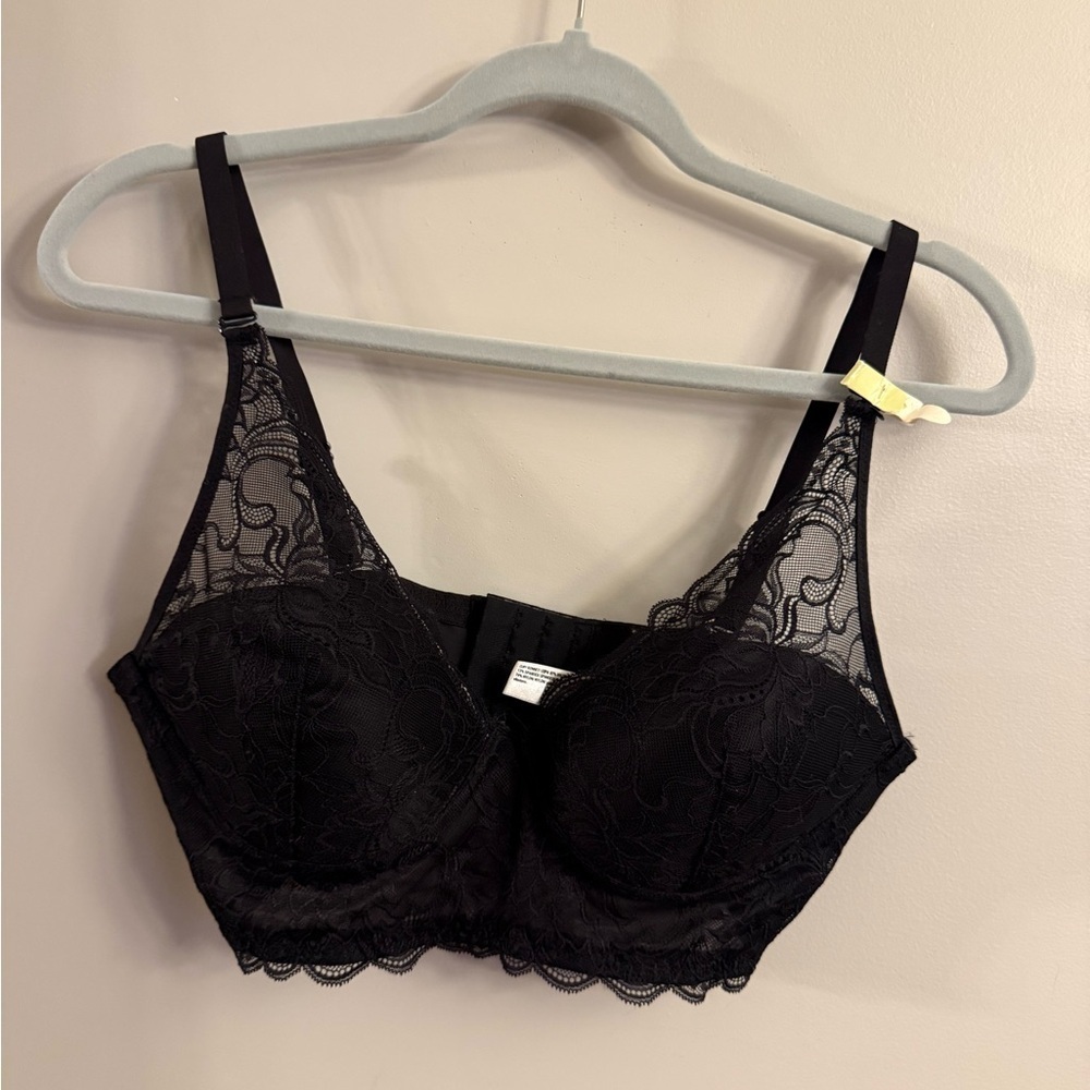 Maidenform Black Lace Underwire Bra | Size 38B